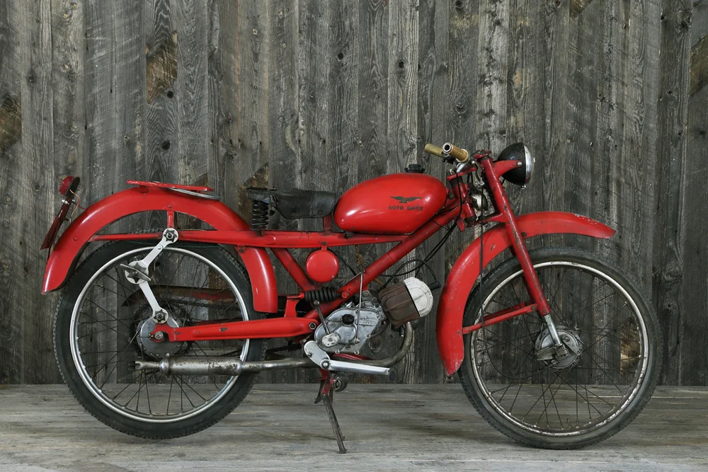 MOTO GUZZI レッドタンクItalyビンテージ、 Moto Talbott Museum